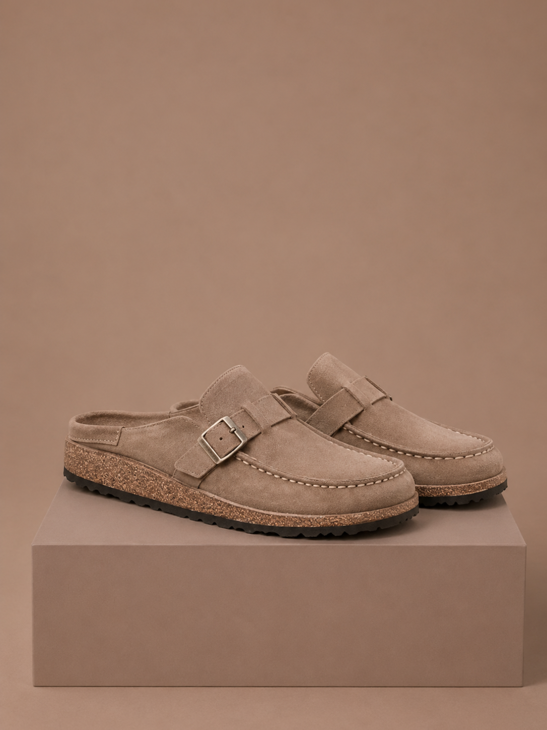 Kvindernes Suede Mule Clogs – Spænde Detalje Slip-On | Areleon