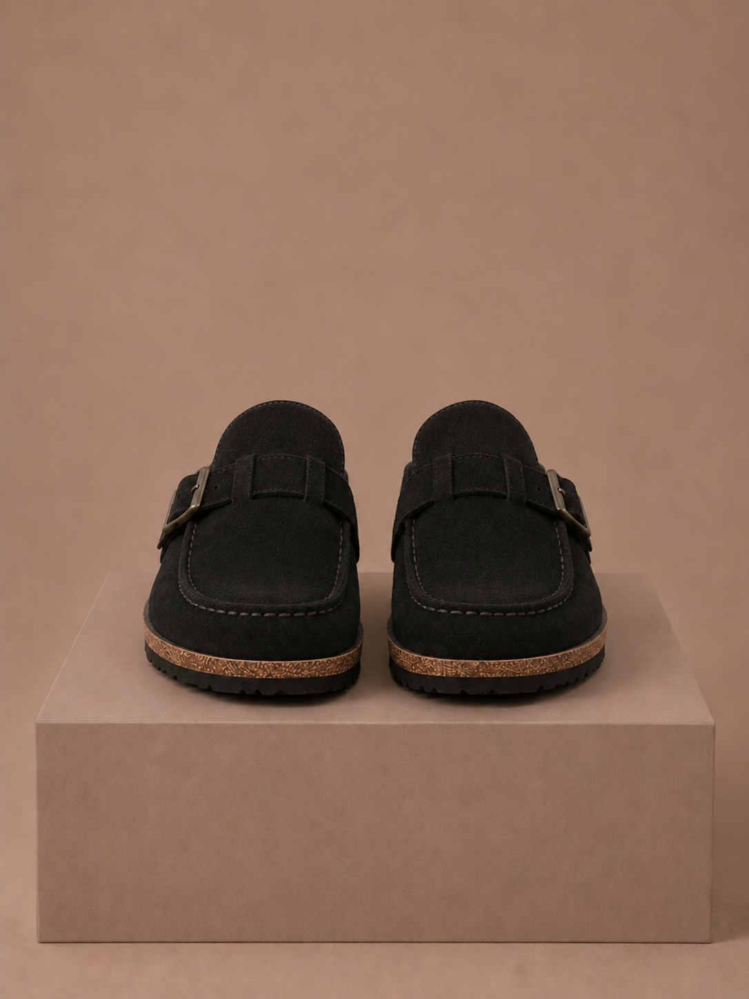 Kvindernes Suede Mule Clogs – Spænde Detalje Slip-On | Areleon