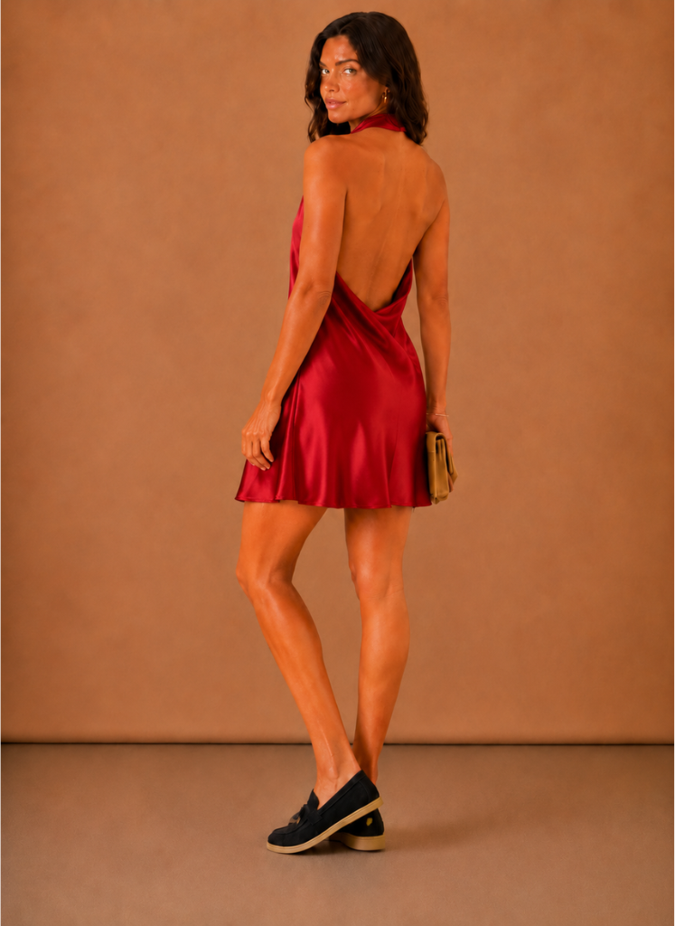Kvindernes Satin Halterneck Mini Kjole – Elegant Aftenbeklædning | Areleon